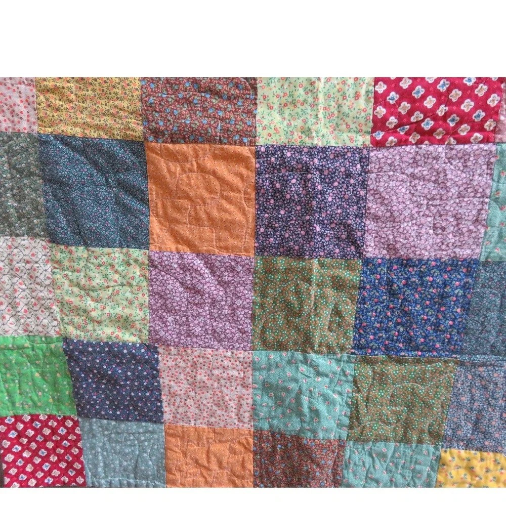 Vintage Handmade Patchwork Crib Quilt Multicolor Floral‎ Calico Cotton 31